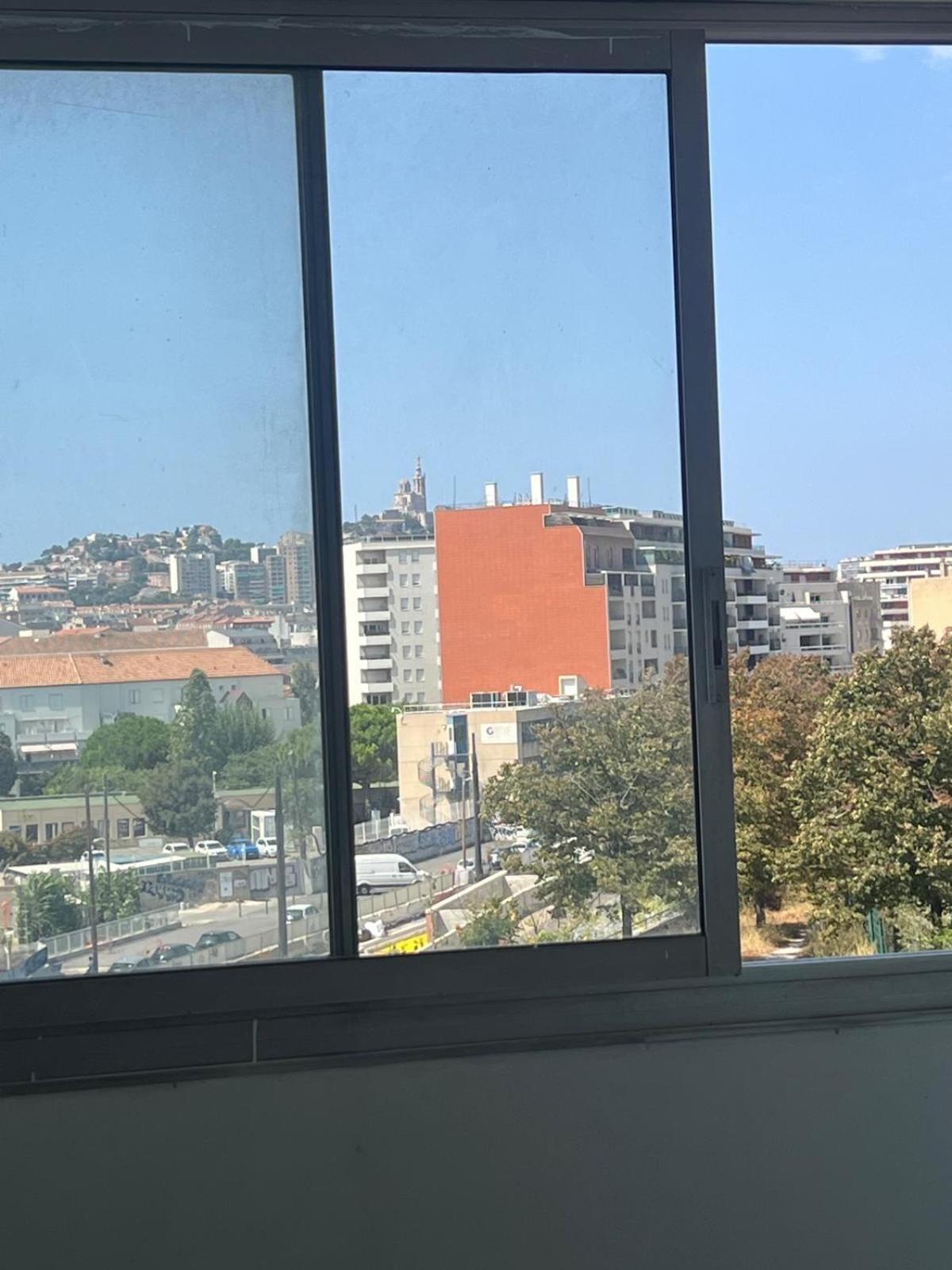 Appartement 2 Chambre Et Grand Sejour 100M2 A 5 Min Du Stade Velodrome Marseille Extérieur photo