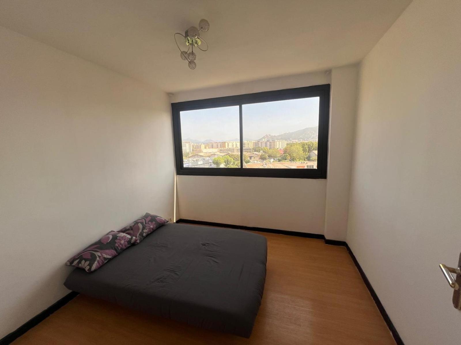 Appartement 2 Chambre Et Grand Sejour 100M2 A 5 Min Du Stade Velodrome Marseille Extérieur photo